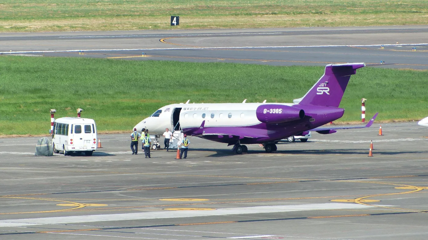 Legacy 500 — photo 2